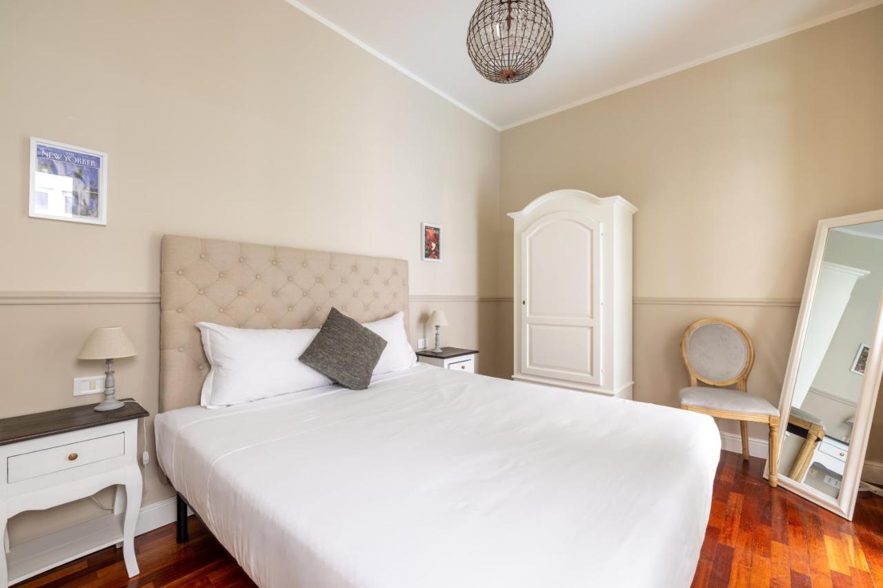 Charming Apartment With Patio A Few Steps From Colosseum Exterior foto
